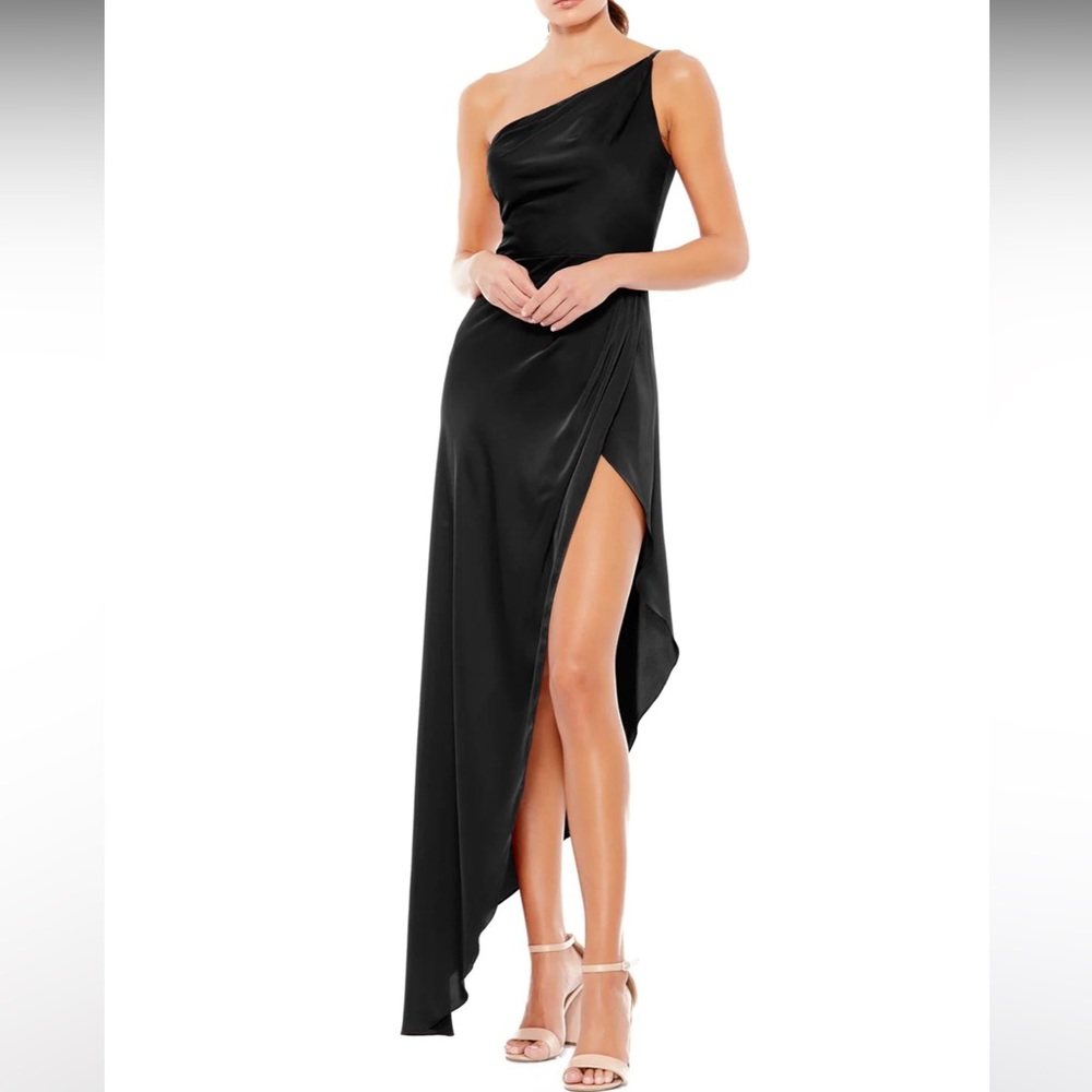 NWT Mac Duggal Dress